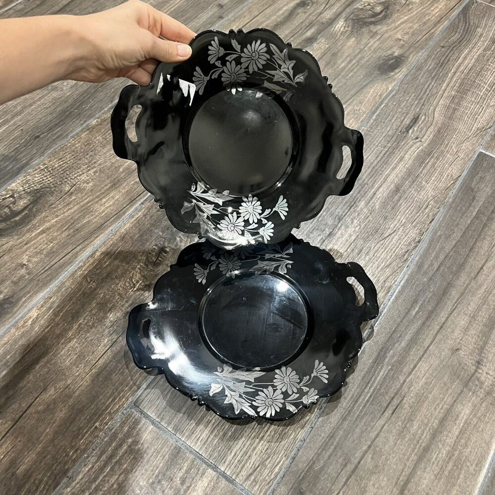 L.E. Smith Mt. Pleasant Black Amethyst Glass Serving Plate Dish Daisy 2 Handles